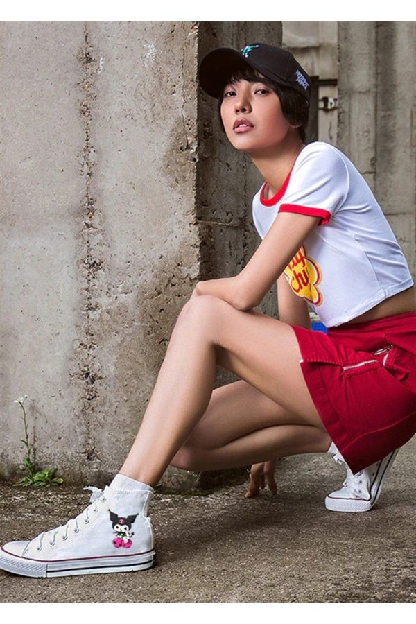 کفش پیاده روی اورجینال برند Genel markalar مدل Kuromi Print White Canvas Shoes کد 466142753 - Image 4